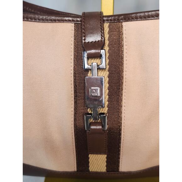 Gucci Jackie Shoulder Bag in Beige with Brown Vintage Small Adjustable Strap - Picture 4 of 16